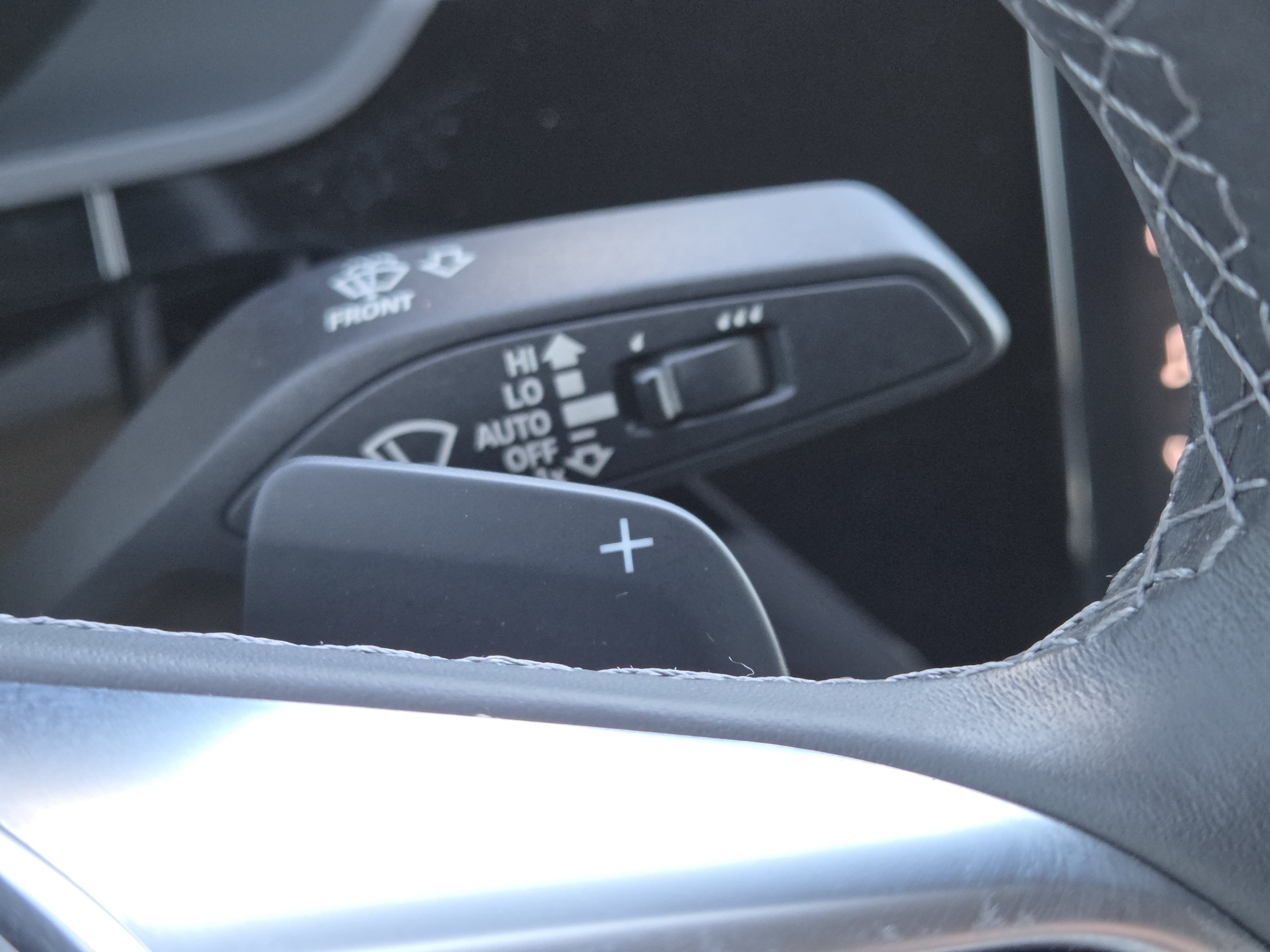 Used 2024 Audi Q8 e-tron Premium AWD/4WD image 15