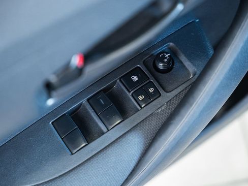 Used 2024 Toyota Corolla LE image 33