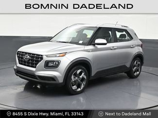 Used 2023 Hyundai Venue SEL w/ Cargo Package FWD video 1