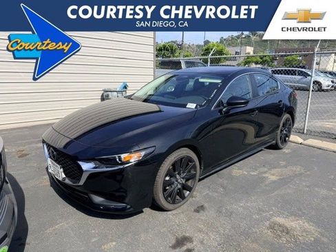 Used 2024 MAZDA MAZDA3 s FWD image 1