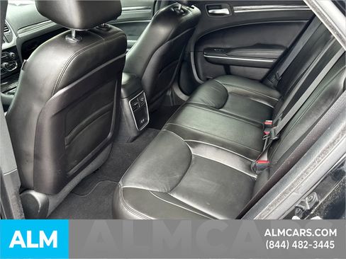 Used 2021 Chrysler 300 Touring L image 24