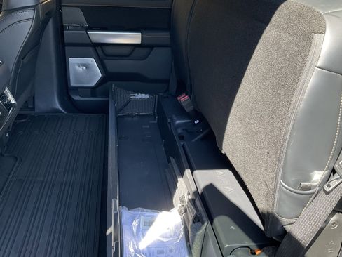 Used 2024 Ford F350 Platinum AWD/4WD image 50