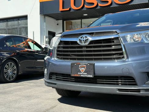 Used 2016 Toyota Highlander XLE AWD/4WD image 33