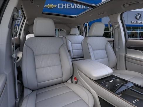 New 2026 Buick Enclave Avenir w/ Super Cruise Package AWD/4WD image 16