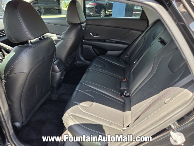 Used 2025 Hyundai Elantra Limited FWD image 9