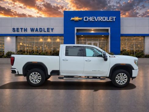 Used 2023 GMC Sierra 3500 Denali w/ Denali Ultimate Package AWD/4WD image 8