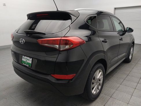 Used 2017 Hyundai Tucson SE w/ SE Popular Package 02 FWD image 9