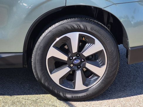 Used 2017 Subaru Forester 2.5i Limited AWD/4WD image 14