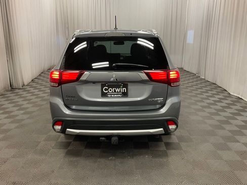 Used 2016 Mitsubishi Outlander GT AWD/4WD image 5