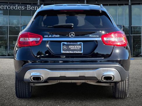 Certified 2020 Mercedes-Benz GLA 250 4MATIC w/ Premium Package image 5