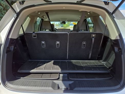 Used 2025 Honda Pilot EX-L image 35