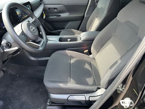 New 2026 Nissan Kicks S FWD image 7