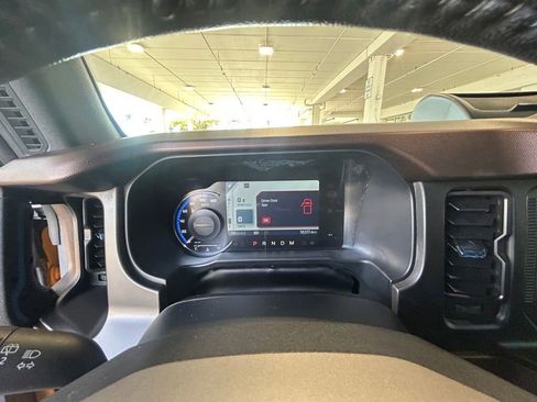 Used 2021 Ford Bronco Outer Banks image 39