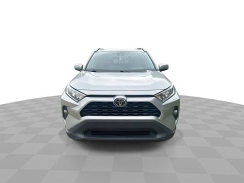 Used 2021 Toyota RAV4 XLE Premium FWD image 4