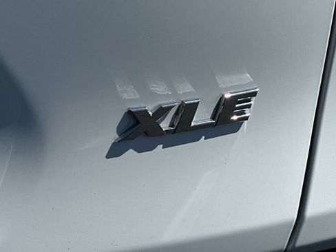 Used 2024 Toyota RAV4 XLE w/ Convenience Package FWD image 32