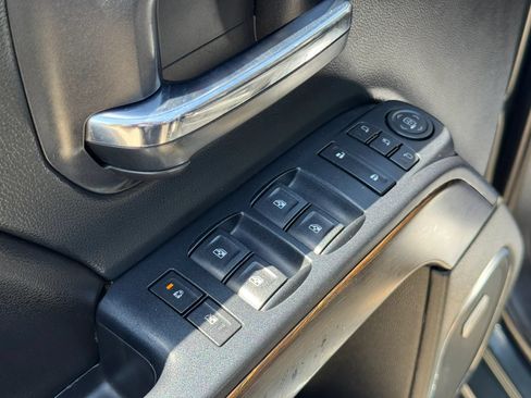 Used 2017 GMC Sierra 1500 Denali AWD/4WD image 12