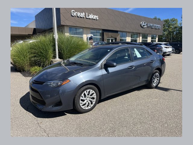 Used 2017 Toyota Corolla LE FWD image 1