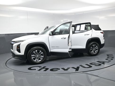 Certified 2025 Chevrolet Equinox LT w/ Safety and Technology Package image 20