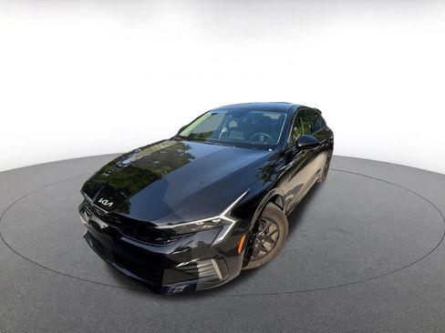Used 2025 Kia K5 LXS FWD image 3