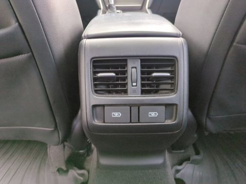 Used 2018 Honda Accord Touring image 18