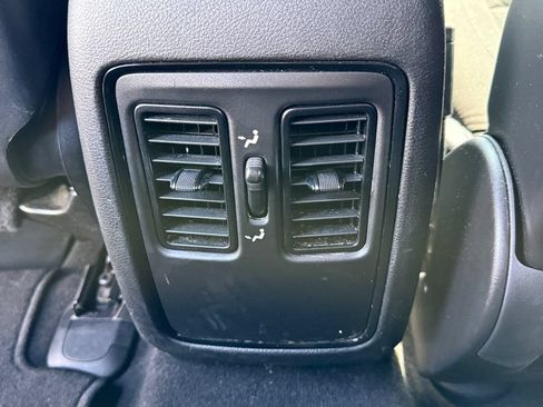 Used 2023 Dodge Durango GT AWD/4WD image 39