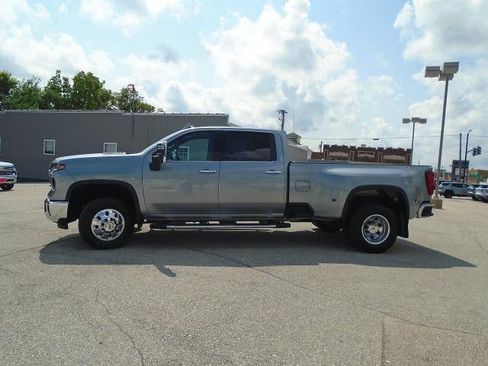 Used 2024 Chevrolet Silverado 3500 LTZ w/ LTZ Plus Package AWD/4WD image 4