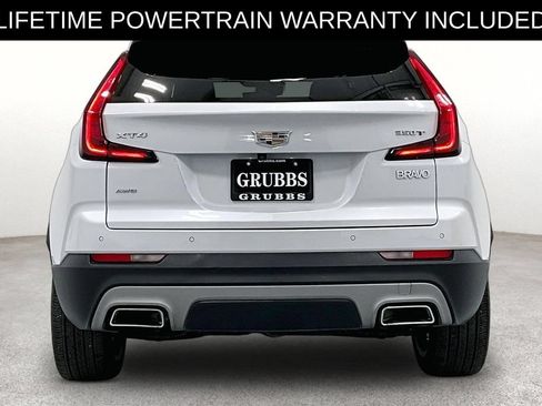 Used 2023 Cadillac XT4 Premium Luxury w/ Technology Package AWD/4WD image 5