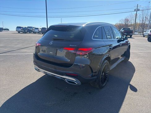 Used 2024 Mercedes-Benz GLC 300 4MATIC image 7