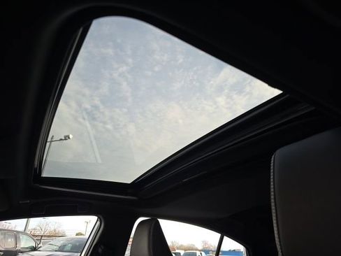 Used 2025 Toyota Camry SE w/ Convenience Package image 22