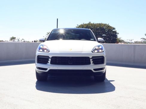 Certified 2023 Porsche Cayenne S w/ Premium Package Plus AWD/4WD image 6