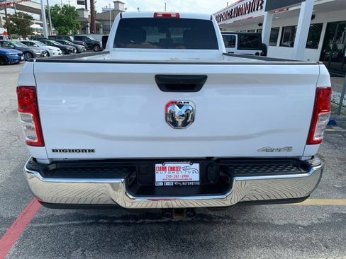 Used 2024 RAM 2500 Big Horn AWD/4WD image 3