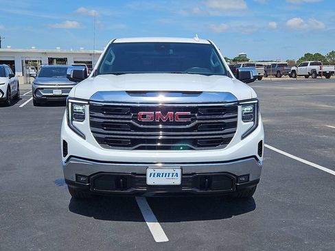 Certified 2024 GMC Sierra 1500 SLT RWD image 29
