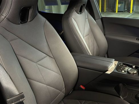 Used 2024 BMW iX xDrive50 w/ Premium Package image 13