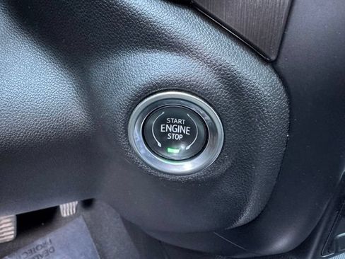 Used 2023 GMC Sierra 1500 AT4 w/ AT4 Preferred Package AWD/4WD image 18