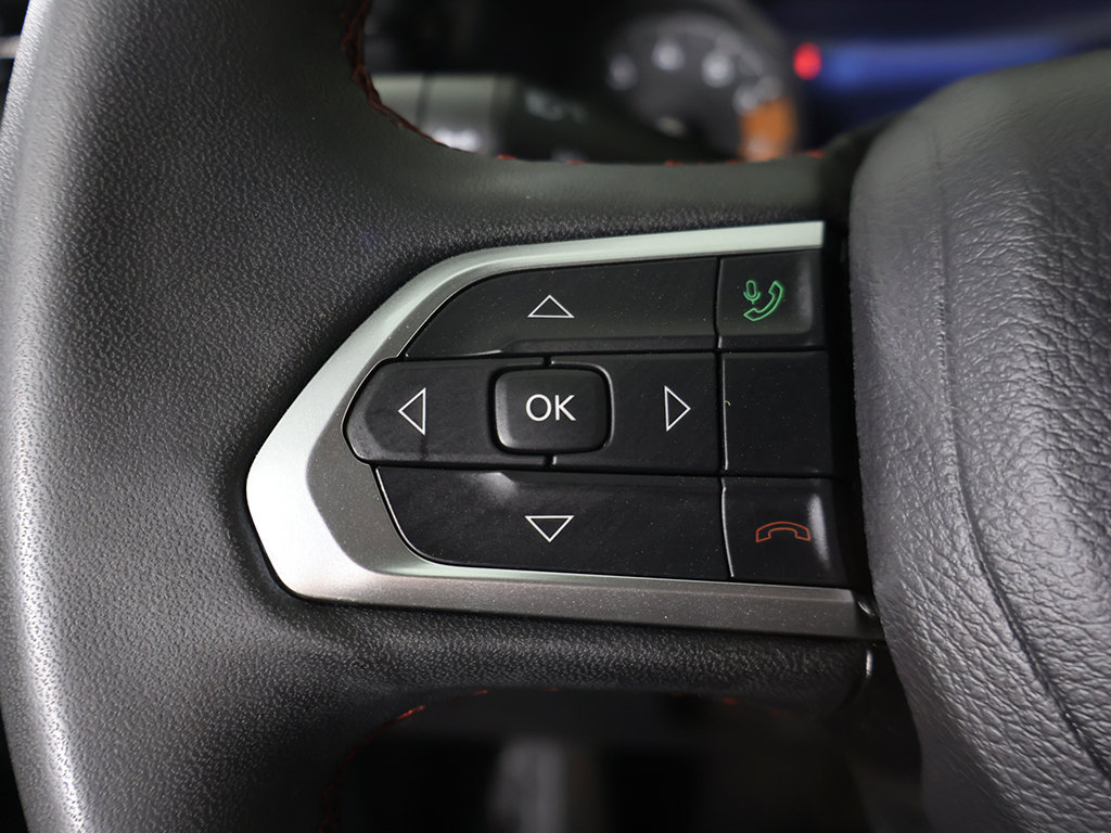 Used 2024 Jeep Compass Trailhawk AWD/4WD image 38