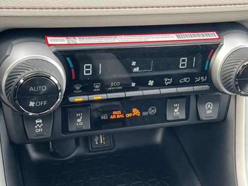 New 2025 Toyota RAV4 XLE w/ Convenience Package image 17