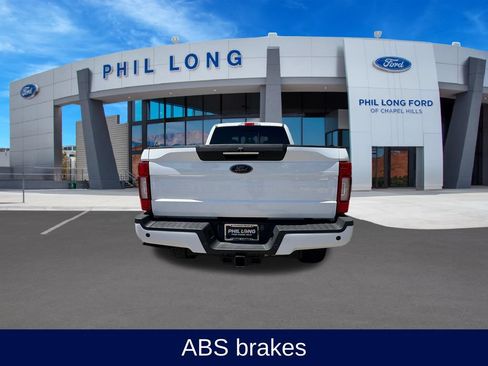 Used 2022 Ford F250 Lariat w/ Black Appearance Package AWD/4WD image 4