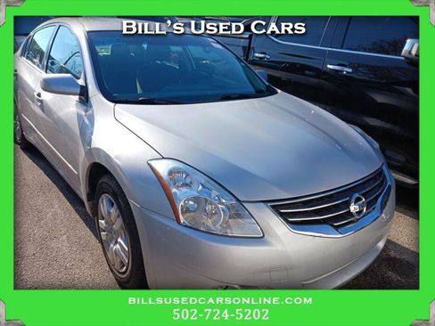 Used 2011 Nissan Altima 2.5 S image 1