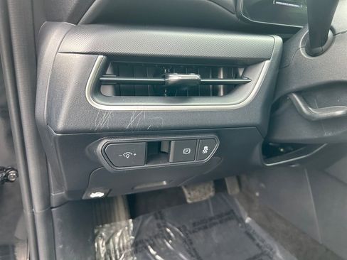 Used 2025 Kia K4 LXS image 21