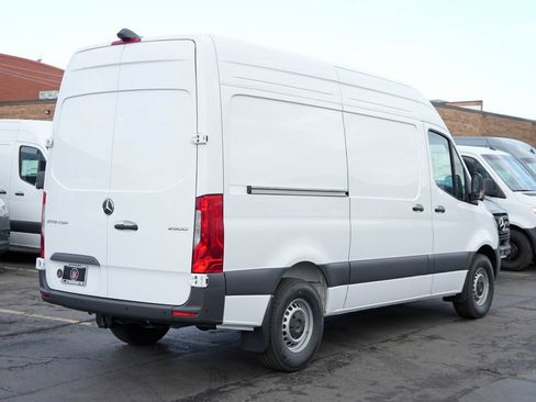 New 2026 Mercedes-Benz Sprinter 2500 image 3