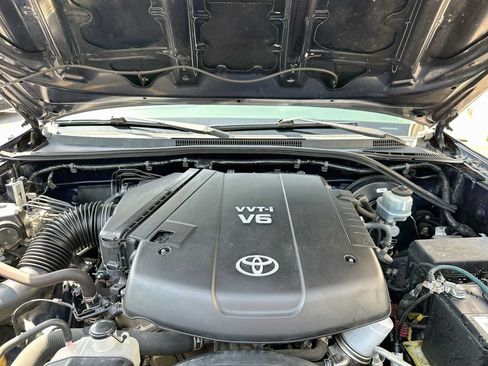 Used 2012 Toyota Tacoma 4x4 Double Cab w/ TRD Sport Pkg image 28