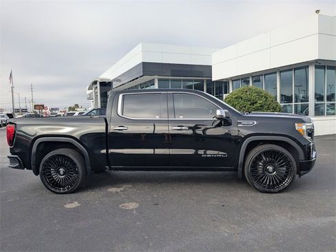 Used 2022 GMC Sierra 1500 Denali image 3
