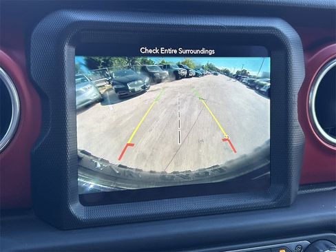 Used 2019 Jeep Wrangler Unlimited Rubicon image 30