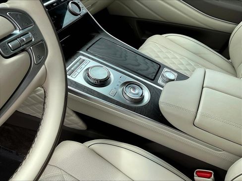 Used 2024 Genesis GV80 3.5T w/ Prestige Package AWD/4WD image 18
