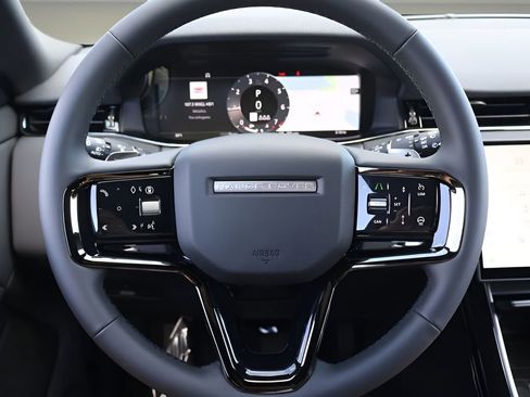 New 2026 Land Rover Range Rover Evoque S image 19