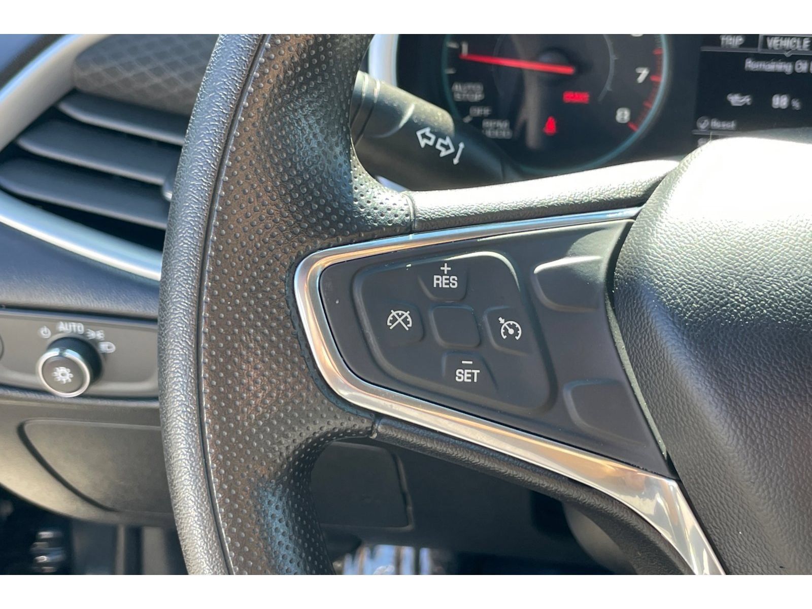 Used 2020 Chevrolet Malibu LS FWD image 32