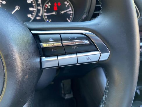 Used 2021 MAZDA MAZDA3 s FWD image 65