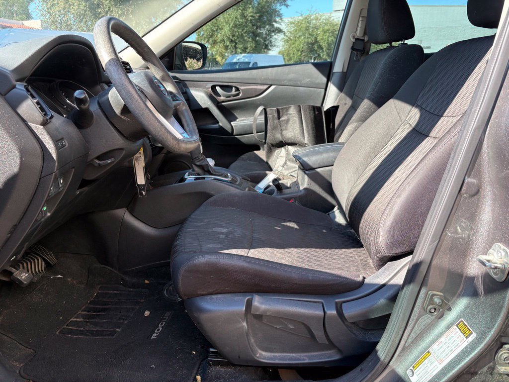 Used 2020 Nissan Rogue S FWD image 9