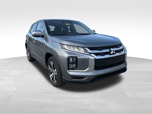 Used 2025 Mitsubishi Outlander Sport SE image 7