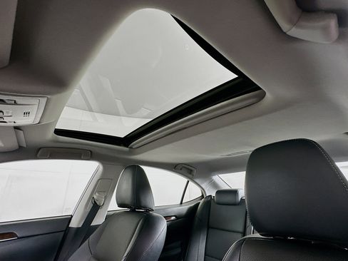 Used 2017 Lexus ES 350 w/ Premium Package image 24